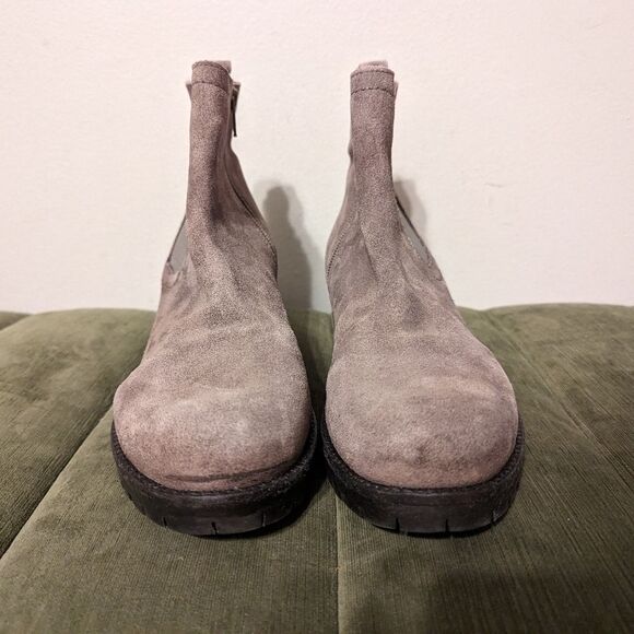 Skechers Chelsea Ankle Boots Lugnut Dark Taupe Suede 9.5 - Picture 6 of 10